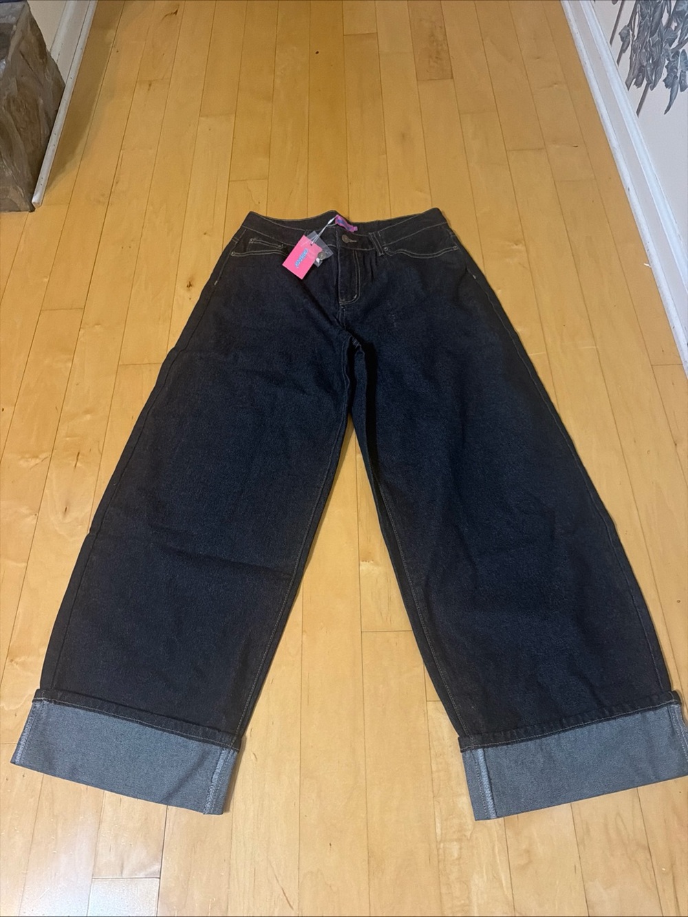 Edikted Blue Wide-Leg Cropped Jeans with Turn-Up Hem